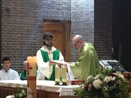 Damián, con el vicario episcopal